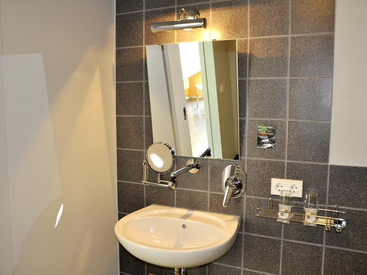 Seminarhotel In Der Manfred-Sauer-Stiftung Lobbach Phòng bức ảnh