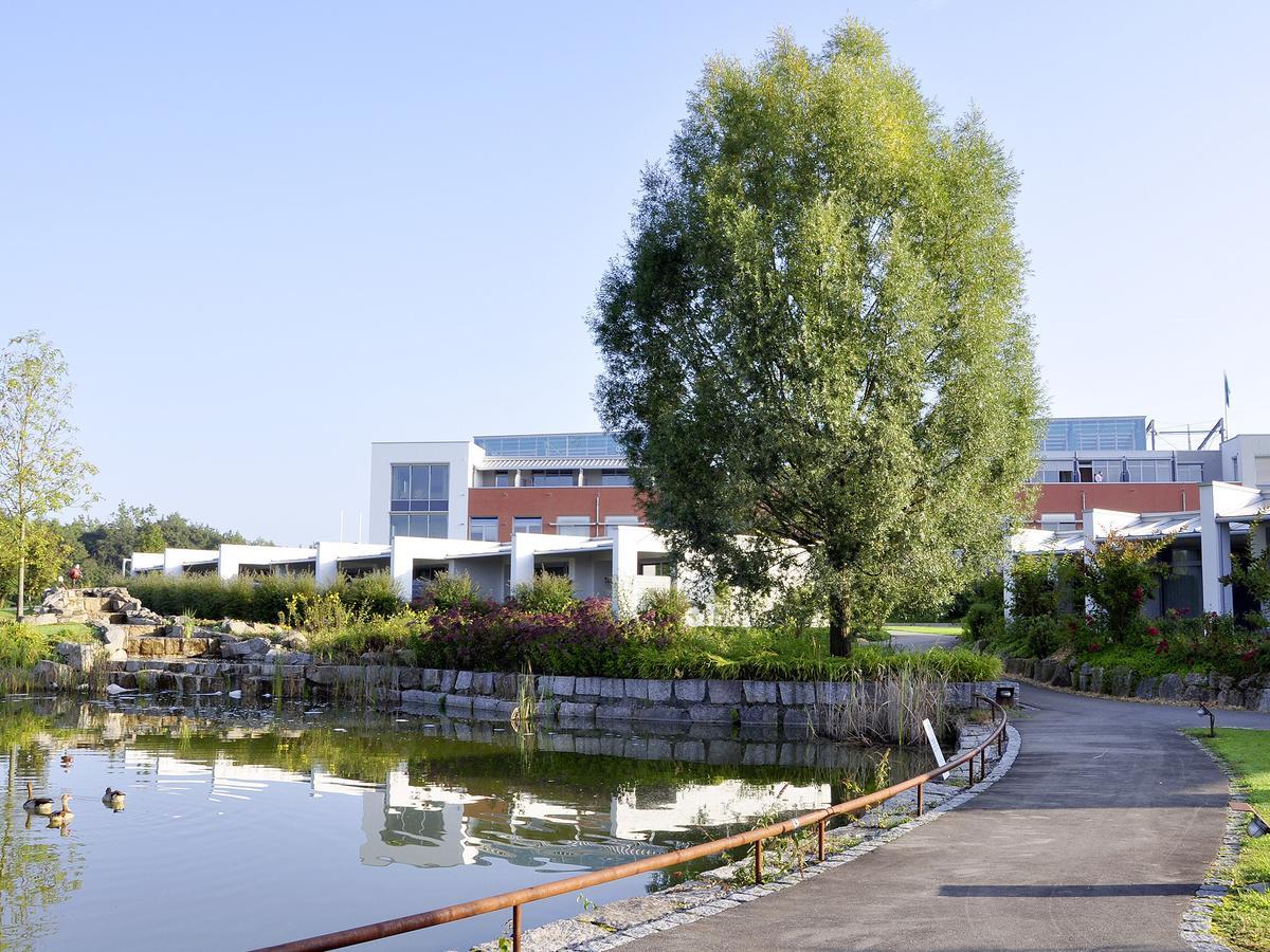 Seminarhotel In Der Manfred-Sauer-Stiftung Lobbach Ngoại thất bức ảnh