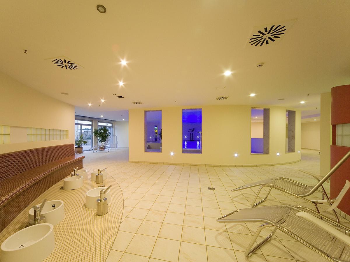 Seminarhotel In Der Manfred-Sauer-Stiftung Lobbach Ngoại thất bức ảnh